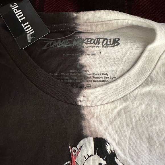 Hot Topic Shirt Zombie Makeout Club Shirt - Picture 2 of 2